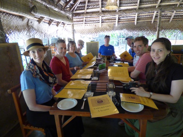lunch en route from Negombo to Dambulla